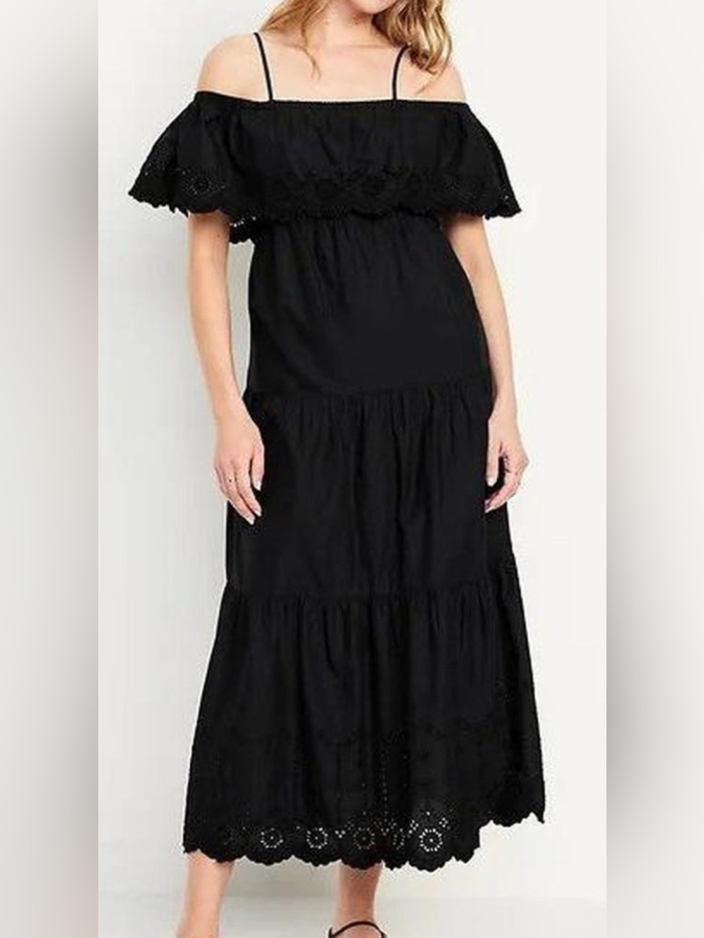 Old Navy Black Off-Shoulder Tiered Maxi Dress with eyelet trim, size Large